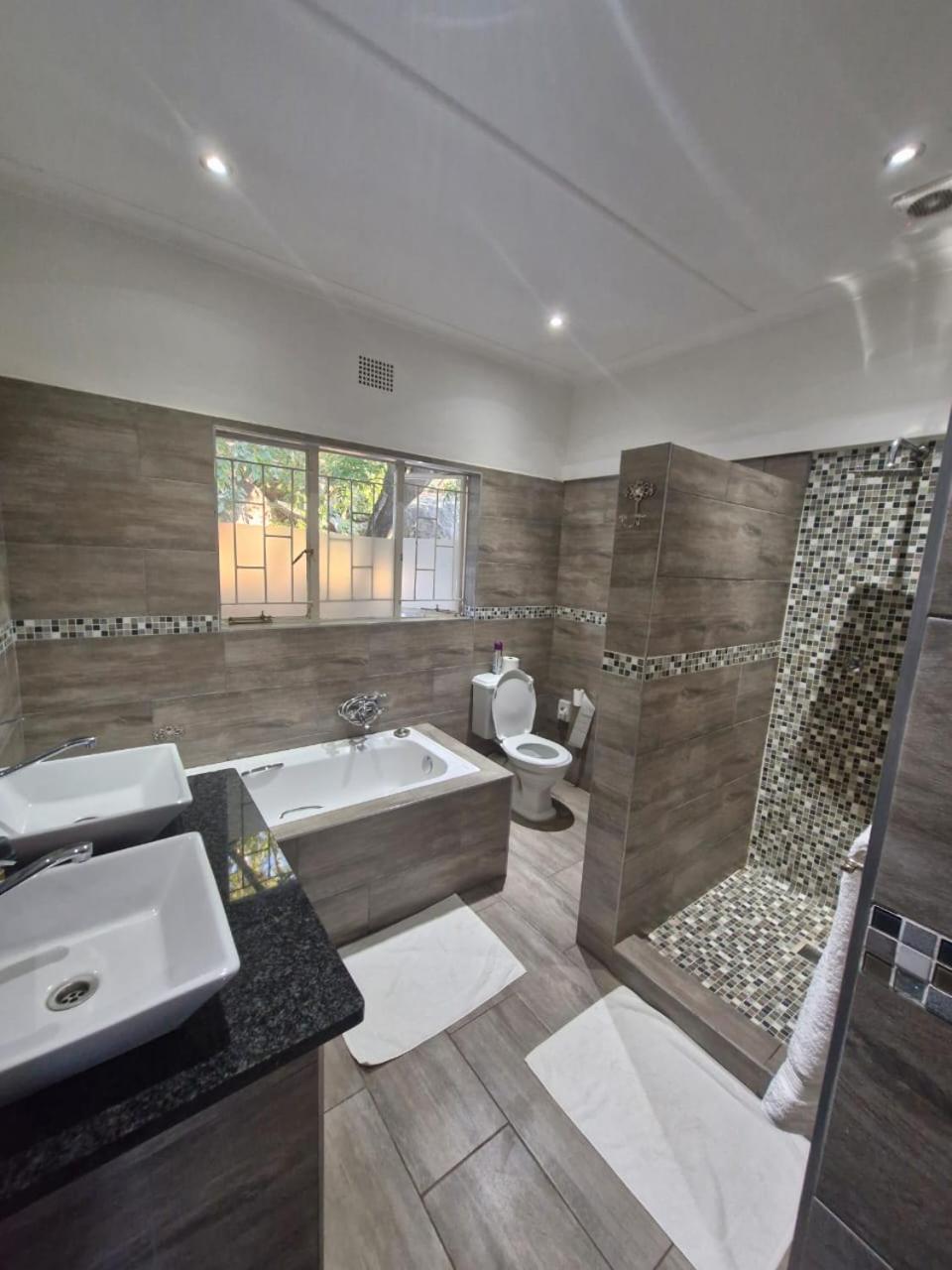 Calla Lily Guesthouse Mbombela Dış mekan fotoğraf
