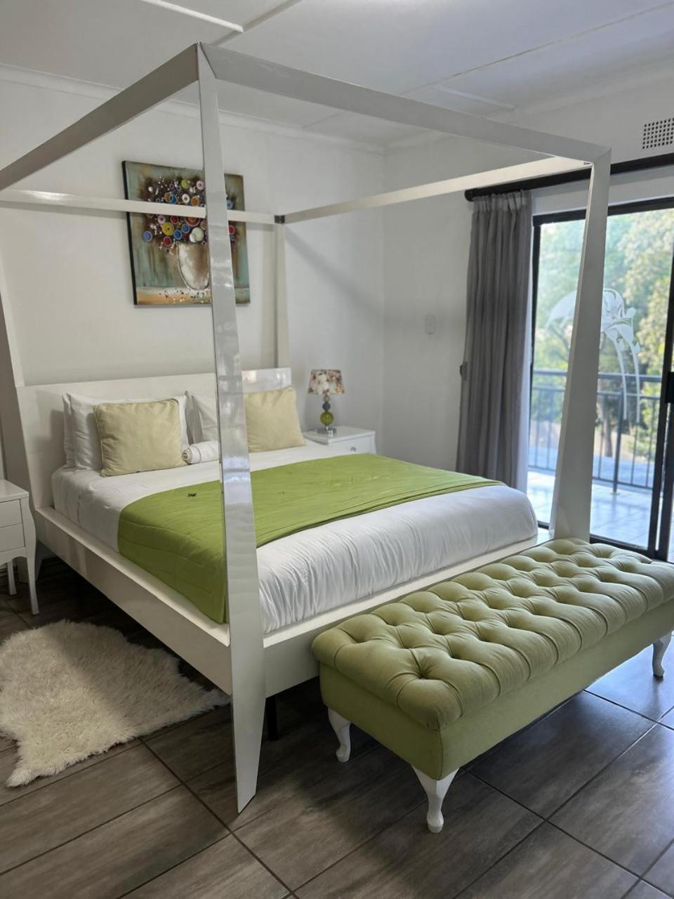 Calla Lily Guesthouse Mbombela Dış mekan fotoğraf