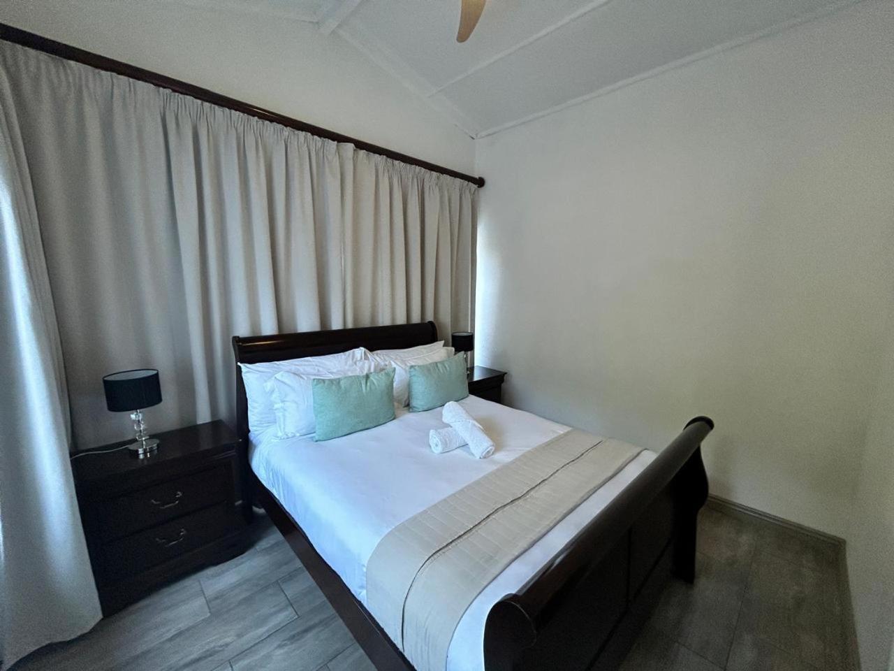 Calla Lily Guesthouse Mbombela Dış mekan fotoğraf