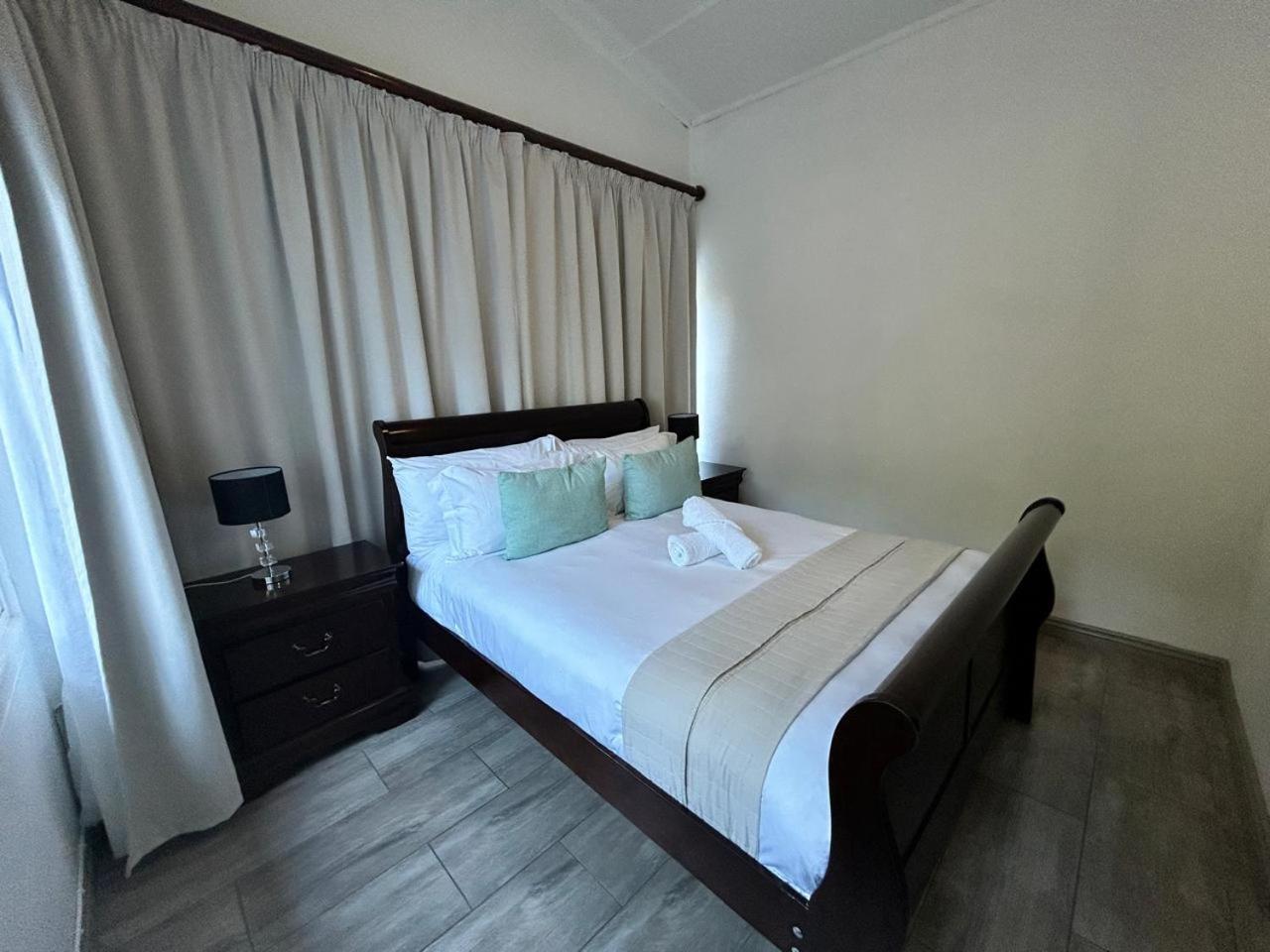 Calla Lily Guesthouse Mbombela Dış mekan fotoğraf