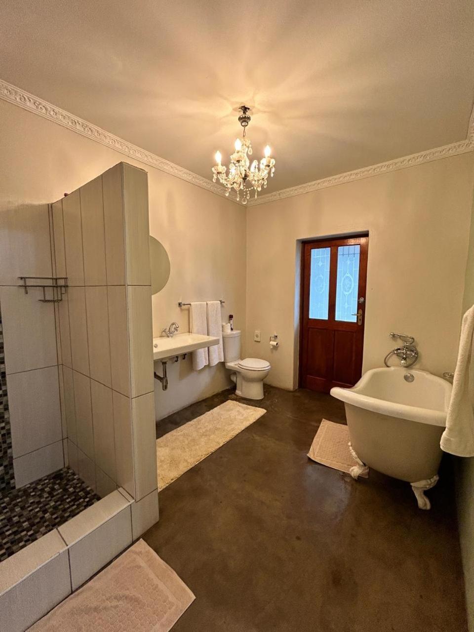 Calla Lily Guesthouse Mbombela Dış mekan fotoğraf